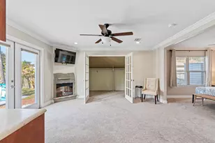 961 Aquamarine Dr, Gulf Breeze, FL 32563 - Photo 61