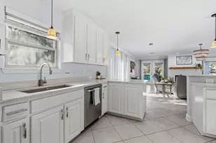 961 Aquamarine Dr, Gulf Breeze, FL 32563 - Photo 33