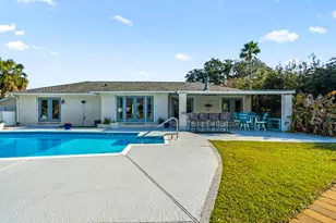 961 Aquamarine Dr, Gulf Breeze, FL 32563 - Photo 25