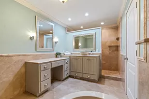 961 Aquamarine Dr, Gulf Breeze, FL 32563 - Photo 65