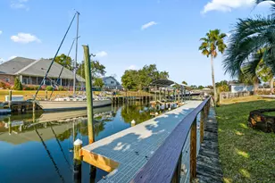 961 Aquamarine Dr, Gulf Breeze, FL 32563 - Photo 13