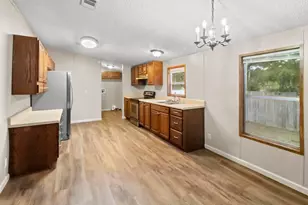 9108 Eagle Nest Dr, Navarre, FL 32566 - Photo 9