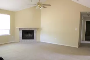 2138 Edgewood Dr, Navarre, FL 32566 - Photo 5