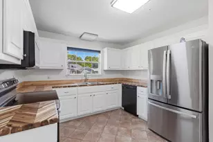 2775 Riverside Landing Dr, Navarre, FL 32566 - Photo 15
