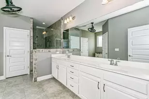 7992 Majestic Cypress Dr, Milton, FL 32583 - Photo 21