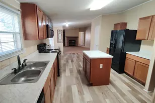 2226 Jeannie St, Navarre, FL 32566 - Photo 7