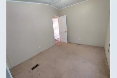 2226 Jeannie Street, Navarre, FL 32566 - Photo 5