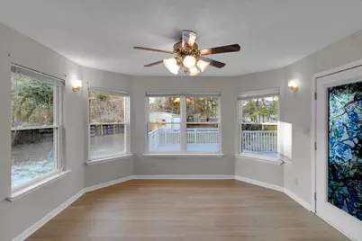 300 Wildwood Street, Mary Esther, FL 32569 - Photo 11