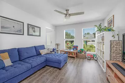 8905 Binnacle Court, Navarre, FL 32566 - Photo 5