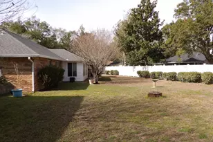 6524 Robar Tesora St, Navarre, FL 32566 - Photo 13