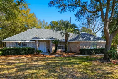 1522 Oak Shore Drive, Gulf Breeze, FL 32563 - Photo 1
