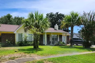 1256 Sanibel Ln, Gulf Breeze, FL 32563 - Photo 1