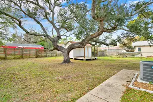 5621 Galvez Rd, Pensacola, FL 32507 - Photo 15