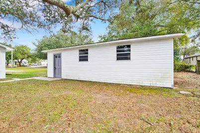 5621 Galvez Road, Pensacola, FL 32507 - Photo 17