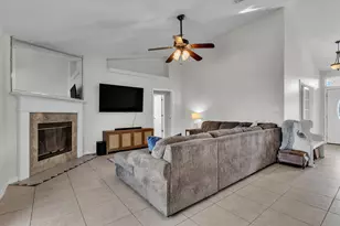 1723 Marseille Dr, Gulf Breeze, FL 32563 - Photo 9