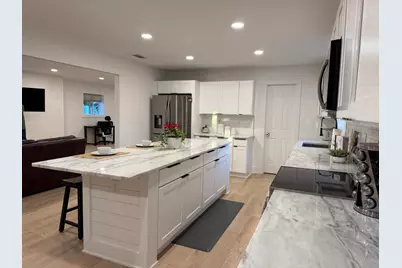 324 NW Leah Miller Drive NW, Fort Walton Beach, FL 32548 - Photo 5