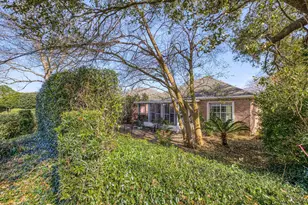 4172 Longwood Cir, Gulf Breeze, FL 32563 - Photo 45