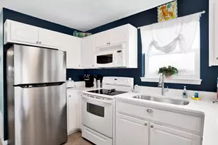 8436 Gulf Blvd, Navarre, FL 32566 - Photo 11