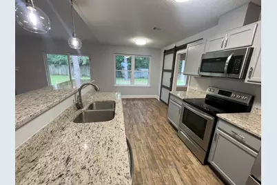 8808 Cagle Drive, Navarre, FL 32566 - Photo 7