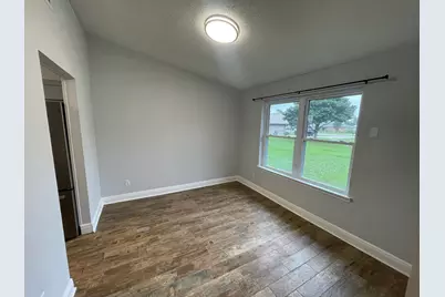 8808 Cagle Drive, Navarre, FL 32566 - Photo 5