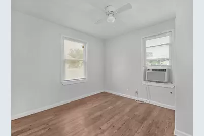 2101 W Romana Street W #A, Pensacola, FL 32502 - Photo 5