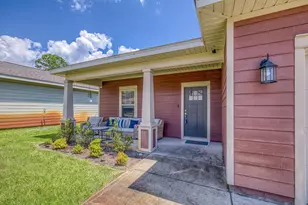 2136 Nina St, Navarre, FL 32566 - Photo 41