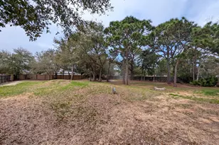 1909 Sunrise Dr, Navarre, FL 32566 - Photo 25