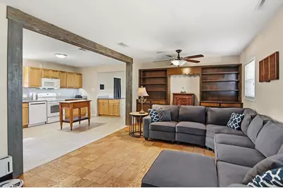 402 Navarre Street, Gulf Breeze, FL 32563 - Photo 9