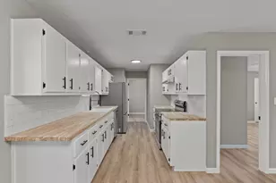 6494 Kennington Cir, Milton, FL 32570 - Photo 13