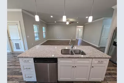 8934 E River Drive E, Navarre, FL 32566 - Photo 9