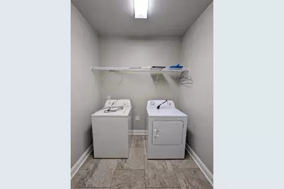 8934 E River Drive E, Navarre, FL 32566 - Photo 3