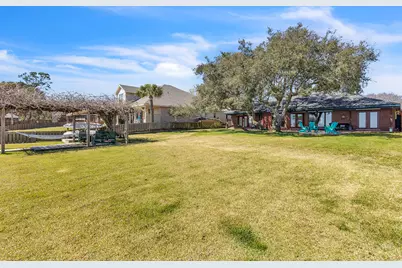 2017 Jessica Way, Navarre, FL 32566 - Photo 7