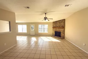 2109 Bellmeade Cir, Navarre, FL 32566 - Photo 3