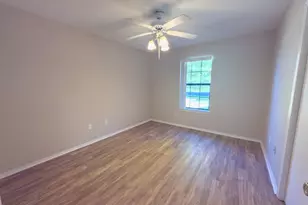 2109 Bellmeade Cir, Navarre, FL 32566 - Photo 9