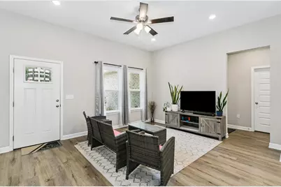 296 Park Lane, Crestview, FL 32536 - Photo 7