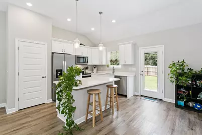 296 Park Lane, Crestview, FL 32536 - Photo 11