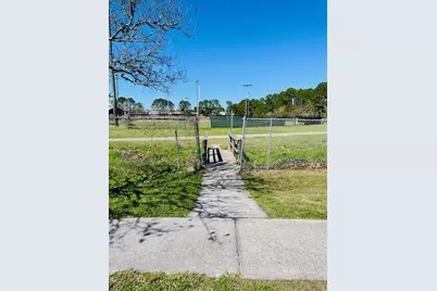 1044 Sterling Point Place, Gulf Breeze, FL 32563 - Photo 3