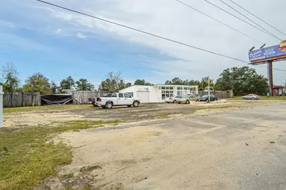 3393 SW U.S. 98 SW, Mary Esther, FL 32569 - Photo 7