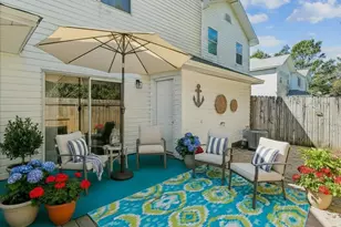 6922 Sea Turtle Cir, Navarre, FL 32566 - Photo 1