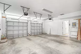 3327 Berkshire Ct, Pensacola, FL 32504 - Photo 9