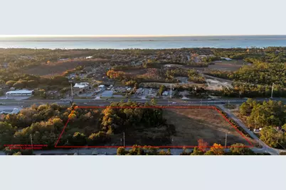 5199 Gulf Breeze Parkway, Gulf Breeze, FL 32563 - Photo 17