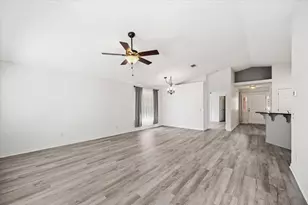 1710 Ivalea Cir, Navarre, FL 32566 - Photo 7