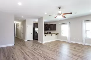 8723 Brown Pelican Cir, Navarre, FL 32566 - Photo 17