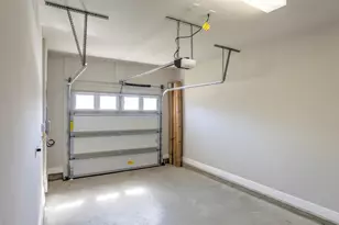 8723 Brown Pelican Cir, Navarre, FL 32566 - Photo 3