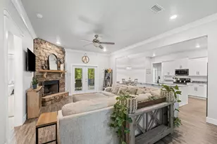 6808 Santa Clara Dr, Navarre, FL 32566 - Photo 5