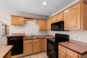 321 Skyline Cir, Crestview, FL 32539 - Photo 13