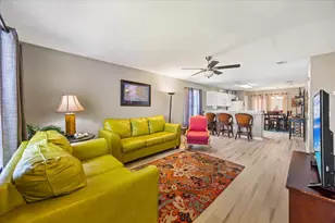 7666 Chablis Cir, Navarre, FL 32566 - Photo 3