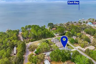 1911 Ladybird Ln, Gulf Breeze, FL 32563 - Photo 49
