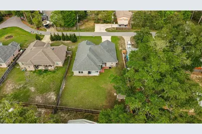 1911 Ladybird Lane, Gulf Breeze, FL 32563 - Photo 39