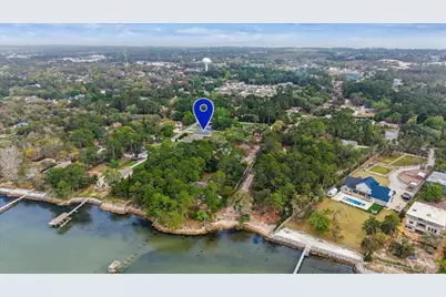 1911 Ladybird Lane, Gulf Breeze, FL 32563 - Photo 47
